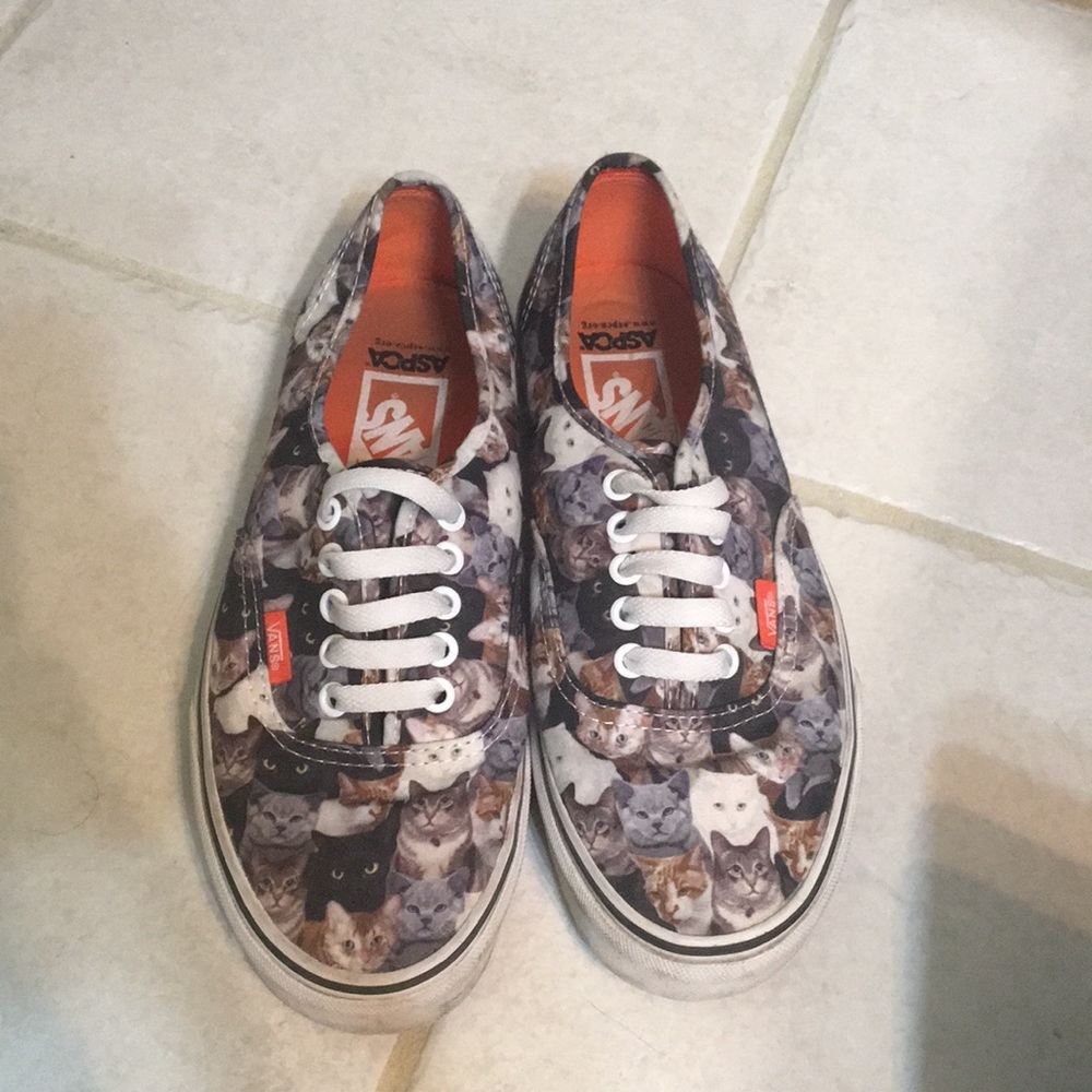 ASPCA cat shoes! Size 8.5. Used.